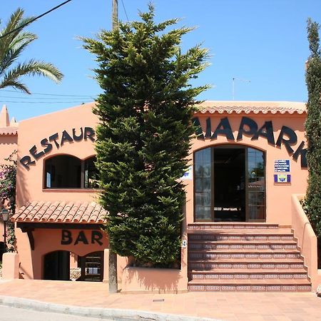 Bahia Park Hotel Cala En Porter  Kültér fotó