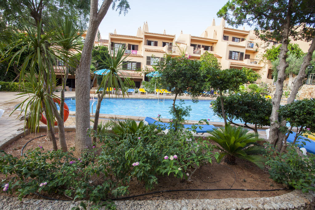 Bahia Park Hotel Cala En Porter  Kültér fotó
