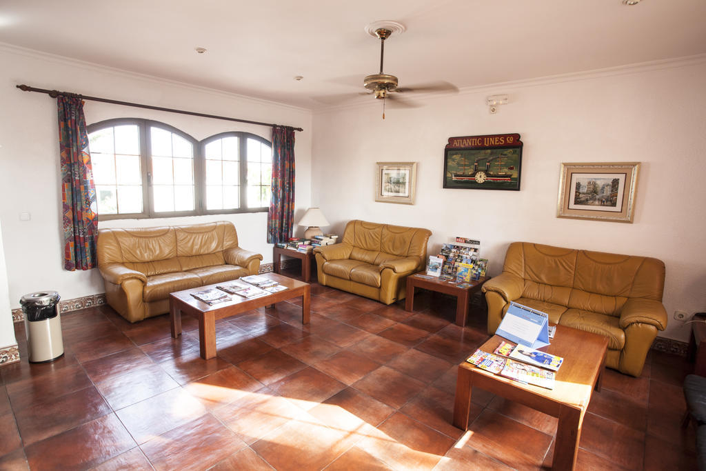 Bahia Park Hotel Cala En Porter  Kültér fotó