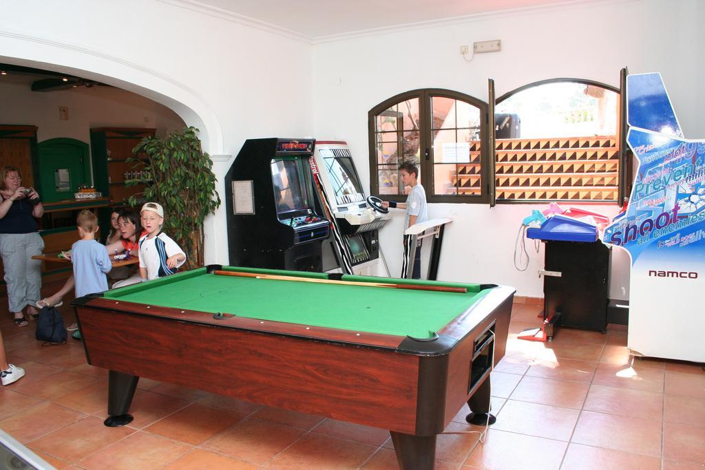 Bahia Park Hotel Cala En Porter  Kültér fotó