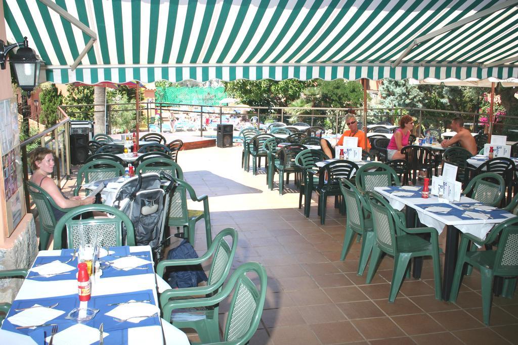 Bahia Park Hotel Cala En Porter  Kültér fotó