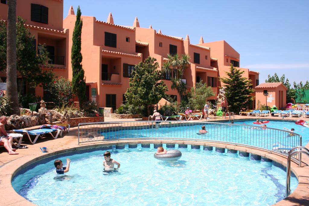 Bahia Park Hotel Cala En Porter  Kültér fotó