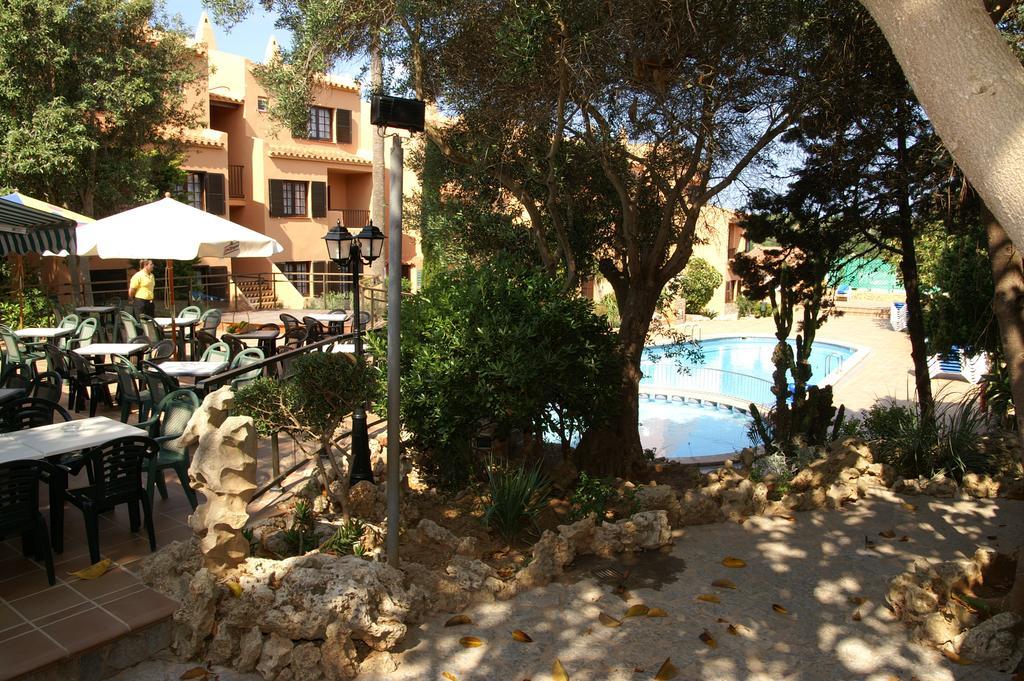 Bahia Park Hotel Cala En Porter  Kültér fotó